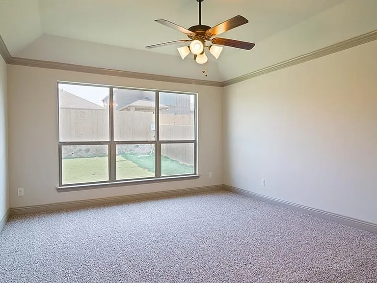 745 Shadow River Dr — Photo 8