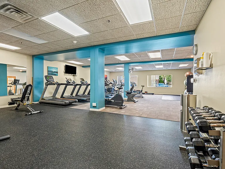 The Landmark At Hatchery Hill Fitness Center