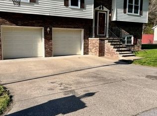 627 Country Estates Rd, Danville, WV 25053