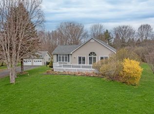 15 E Shr S, Grand Isle, VT 05458