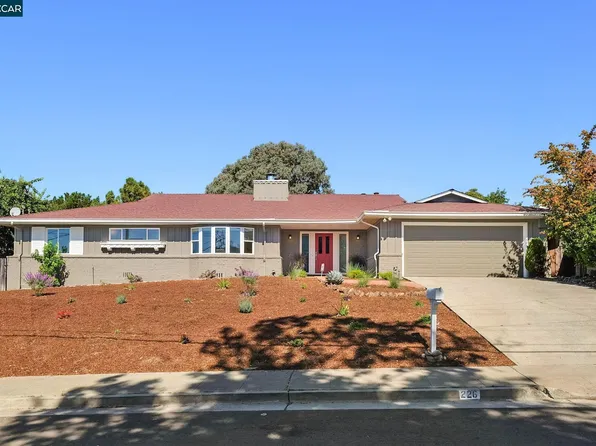226 Sequoyah View Dr, Oakland, CA 94605
