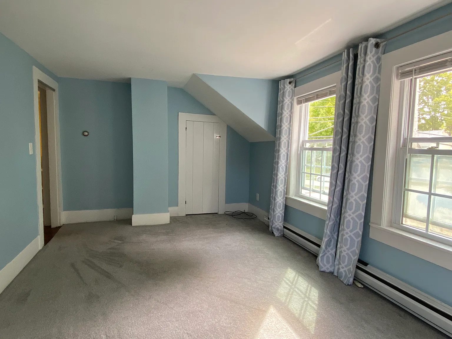 1 bed, 700 sqft, $1,700 — Photo 3