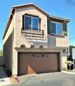 (Undisclosed Address), Van Nuys, CA, 91405