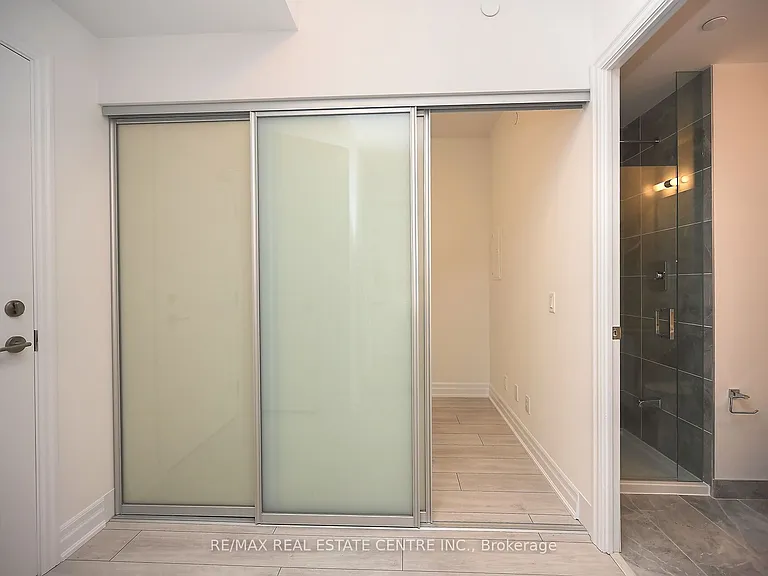 30 Elm Dr W #707 — Photo 25