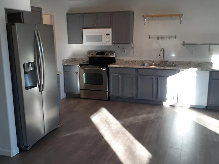 2482 E 110th Pl — Photo 3