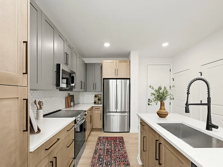 Modern kitchens with matte black hardware