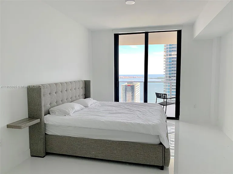 1010 Brickell Ave #4205 — Photo 9
