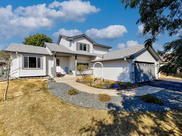 9031 Victoria Gdns, Minneapolis, MN 55443