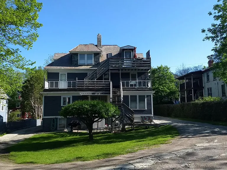 95 Adams St #2 — Photo 2