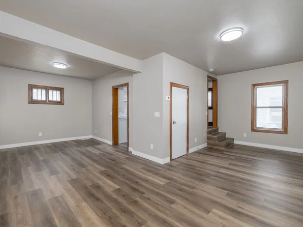 156 E Johnson St, Fond Du Lac, WI 54935