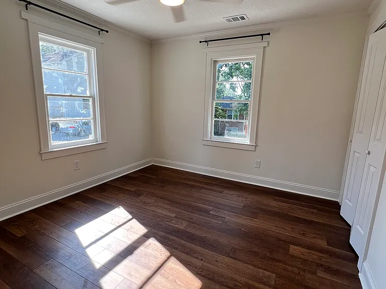 375 N Church St — Photo 12