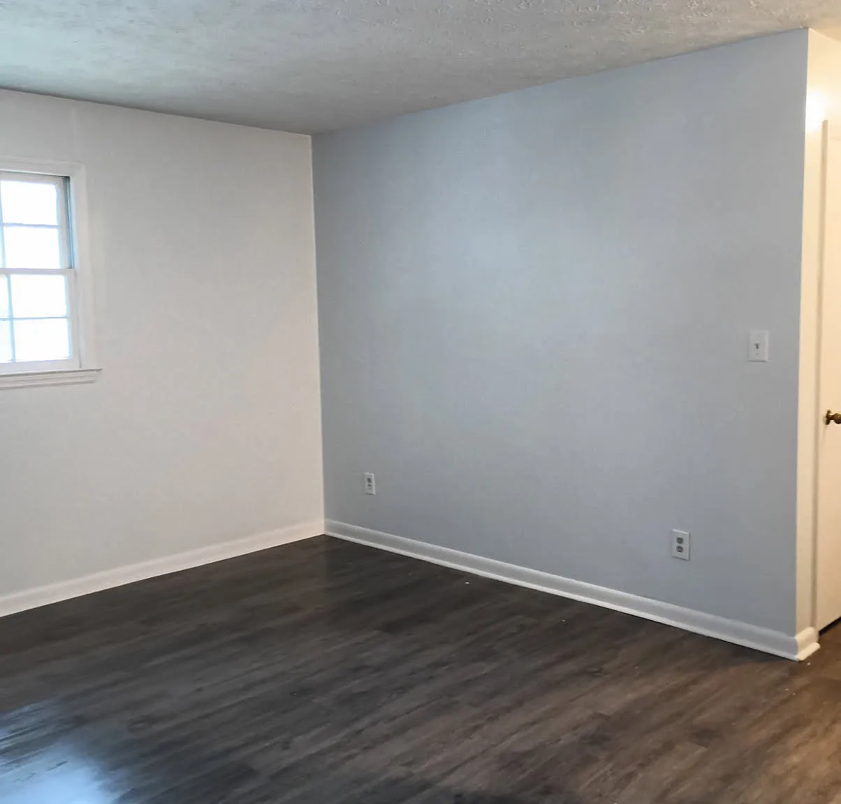 3505 N Oak St — Photo 4