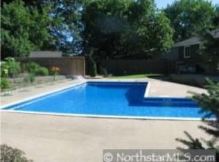 4362 Rustic Pl, Shoreview, MN 55126