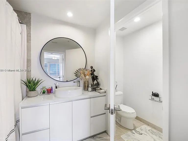801 Brickell Key Blvd #3204 — Photo 3