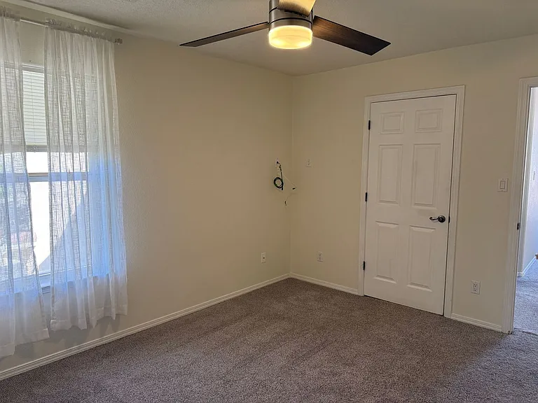 6202 Sierra Nevada Cir NW — Photo 17