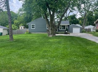 1606 18th St, West Des Moines, IA 50265