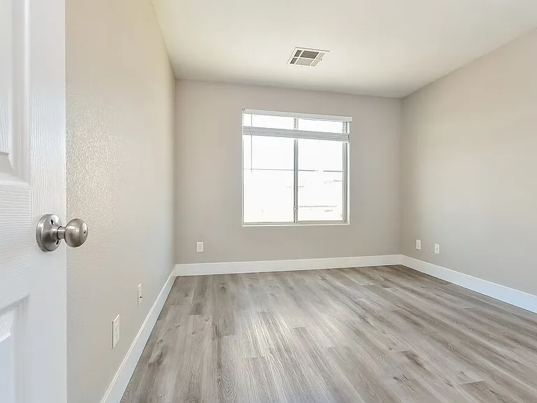 8052 Severn Valley St — Photo 13