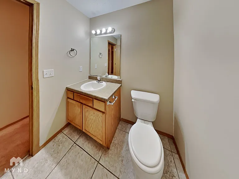 1123 S Brown Ave — Photo 13