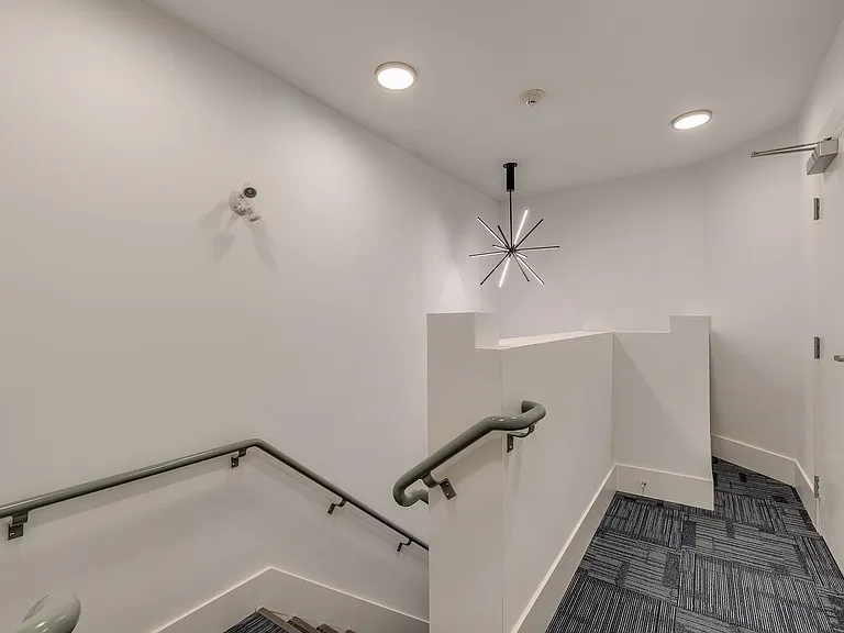 1425 Haro St #203 — Photo 20