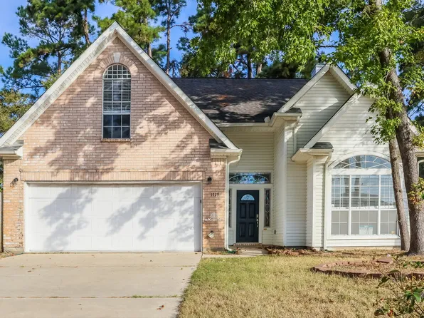1729 Fay Dr, Conroe, TX 77301