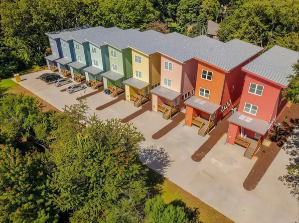 3707 Lexington Dr, Raleigh, NC 27606