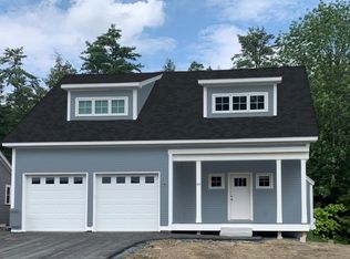 15 Rock Ridge Boulevard, Lebanon, NH 03755