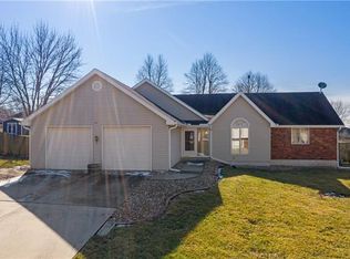 613 Loran Ln, Raymore, MO 64083
