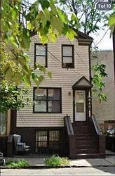 128 Coles Street