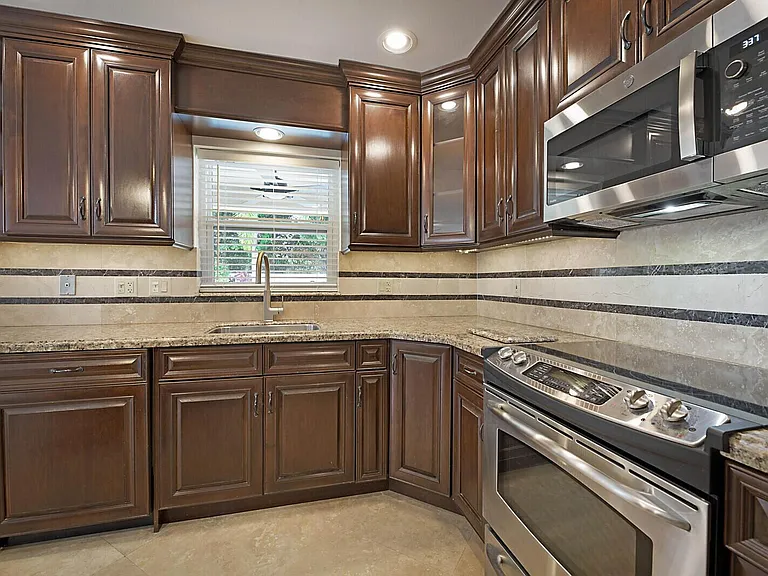 9485 Baritone Ct — Photo 14