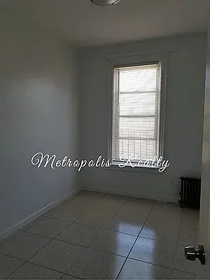 Rented by Metropolis International Realty Inc. | media 15