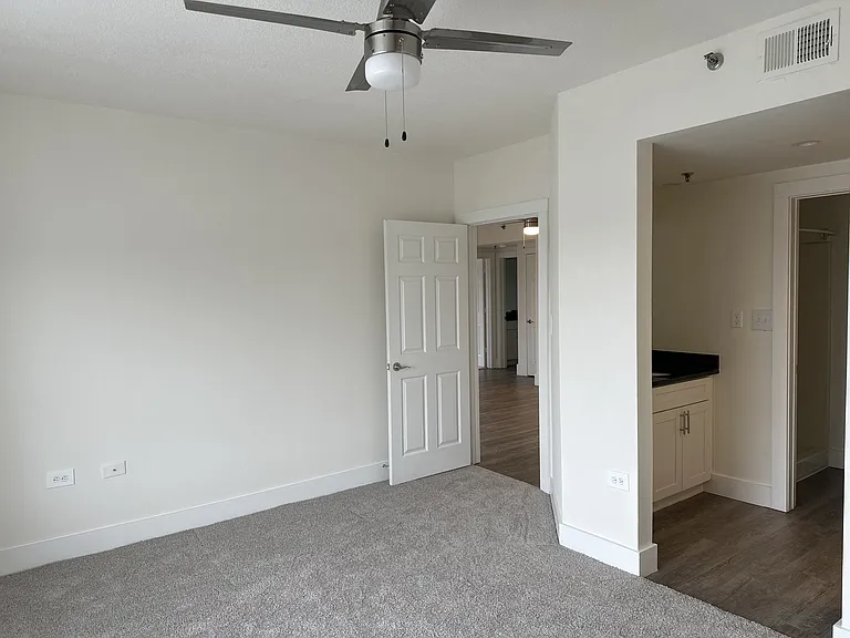 Wesley Townsend Apartments at Buckhead — Photo 85