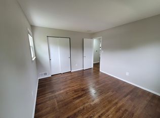 1043 Welsh Dr, Rockville, MD