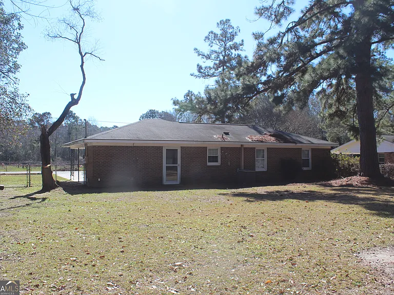 128 Sandy Way — Photo 19