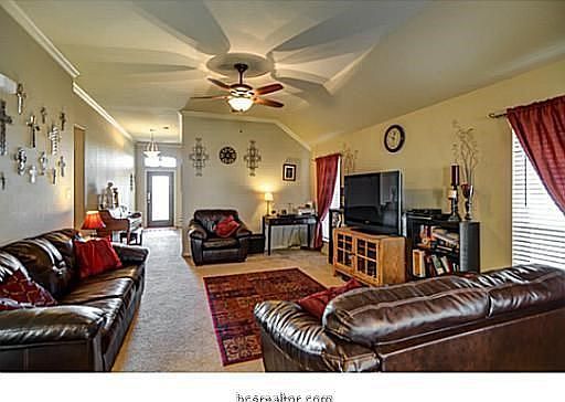 5th image of 916 Crystal Dove Ave