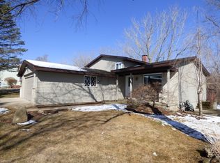 310 Summit Blvd, Lake Orion, MI
