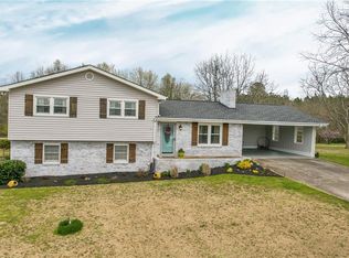 417 Sandhill Shady Grove Rd, Carrollton, GA 30116