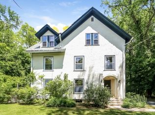10 Jewett Ln, South Hadley, MA 01075