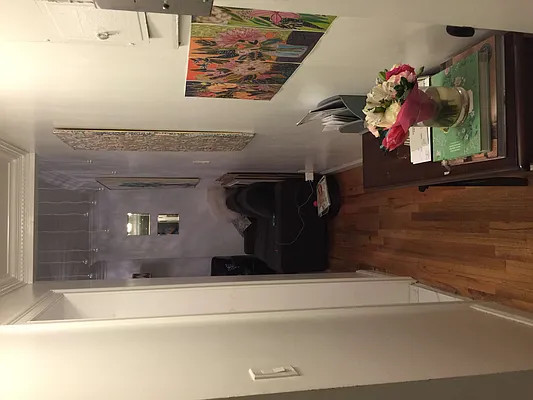 Rented by Sean Mashihi, LREB | media 37