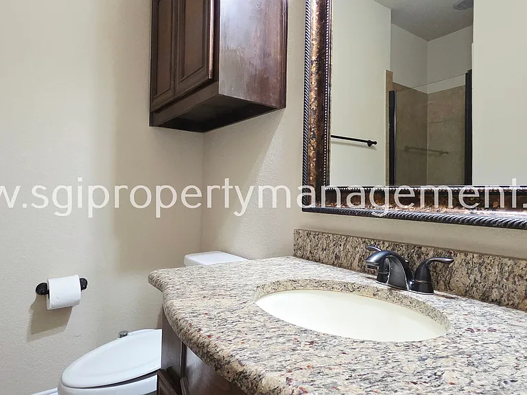 12381 Summertree Dr — Photo 24