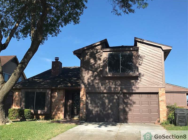 1st image of 16422 Quail Briar Dr