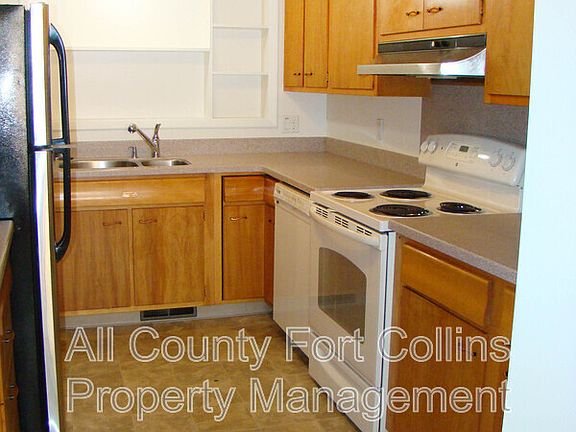 5th image of 1208 Baker St