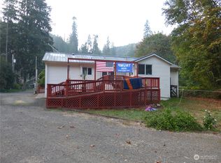 332 Laverne Dr, Kalama, WA 98625