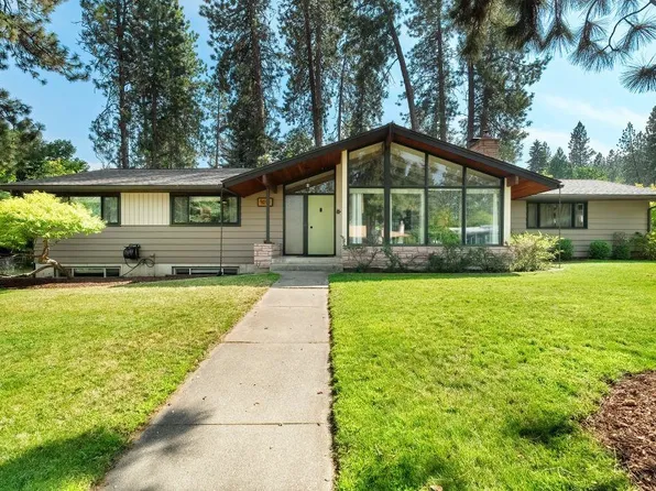 1013 W Briar Cliff Dr, Spokane, WA 99218