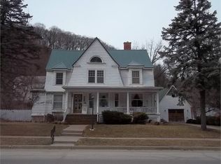 424 Main St, Mc Gregor, IA 52157