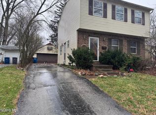 1414 Corbin Rd, Toledo, OH 43612