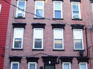 328 Madison St APT 2L, Hoboken, NJ 07030