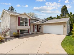 1841 Seminole Rd, Appleton, WI 54914
