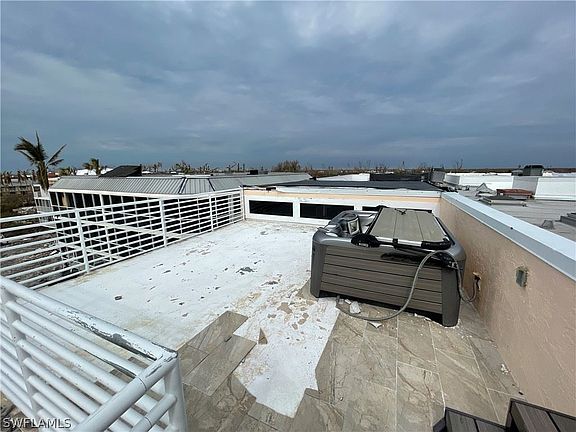 3rd image of 2959 W Gulf Dr Unit 304