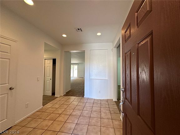 4th image of 8200 Loma Del Ray St