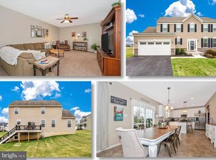 51 Portsmouth Ct N, Falling Waters, WV 25419